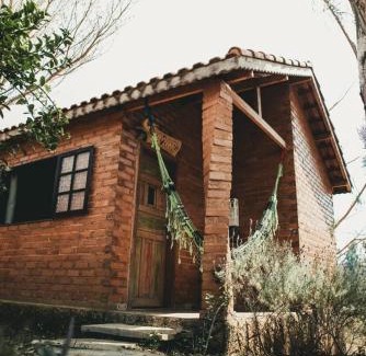 Bom Jardim de Minas Hotel | Relax at Chalés Vida Verde: Pet-Friendly Retreats Await