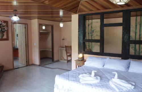 Visconde de Maua Hotel | Discover Pousada Chalés do Lago: Family-Friendly Retreat