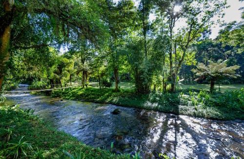 Visconde de Maua Hotel | Discover Pousada Colher de Chá: Pet Friendly with Hot Tub