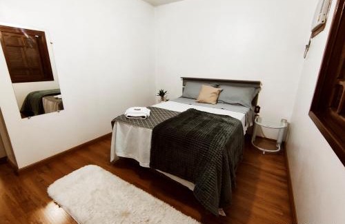 Encantado House | Scenic Pousada with Christ View - Family Friendly Retreat