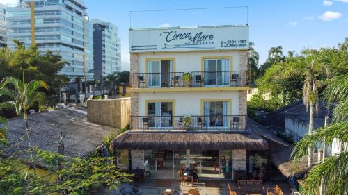 Indaia Hotel | Beachfront Bliss at Pousada Conca di Mare - Pet Friendly Stay