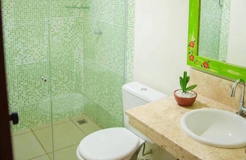 Coqueiro Hotel | Cozy Pousada Coqueiro Beach: Family-Friendly with Dining
