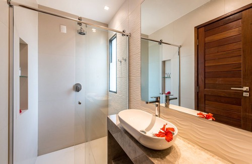 Vila dos Remedios Hotel | Discover Corveta Pousada e Restaurante with Ocean Views