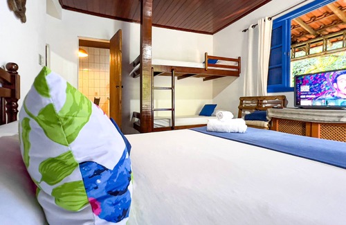 Vila do Abraao Hotel | Guest Rated 9.8: Pousada Costa Verde with Spa & Breakfast