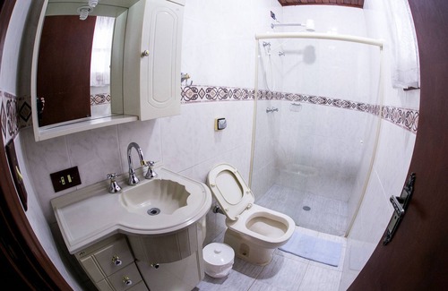 Abernessia Hotel | Inviting Pousada Cristo Redentor: Breakfast & Family-Friendly