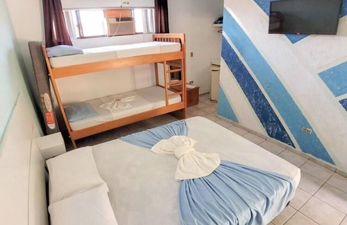 Cibratel II Hotel | Discover Pousada D'Ibiza: Family-Friendly with Pool & Breakfast