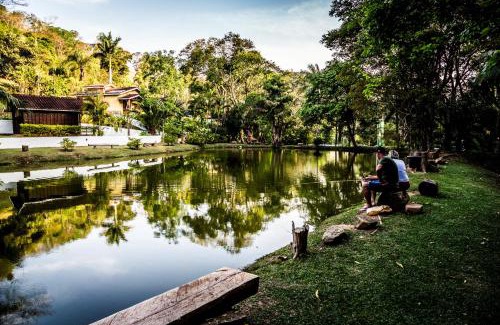 Monte Alegre do Sul Hotel | Pet-Friendly Pousada da Cachoeira with Pool & Hot Tub