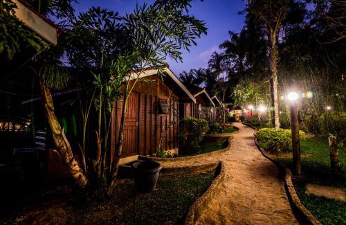Monte Alegre do Sul Hotel | Pet-Friendly Pousada da Cachoeira with Pool & Hot Tub