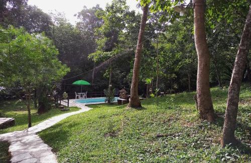 Pirenopolis Cabin | Serene Getaway at Pousada Da Mata with Pool & Family Amenities