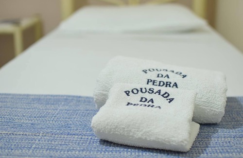 Delmiro Gouveia Hotel | Budget-Friendly Pousada da Pedra with Breakfast & Family Amenities