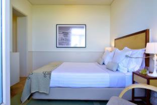 Covilha Hotel | Pet-Friendly Pousada da Serra da Estrela with Ocean Views