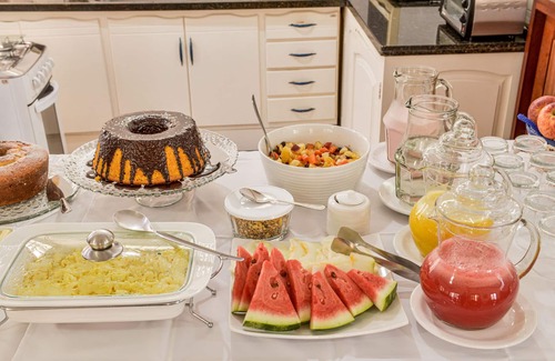 Centro Hotel | Discover Pousada da Tina: Guest Rated 9/10 with Breakfast