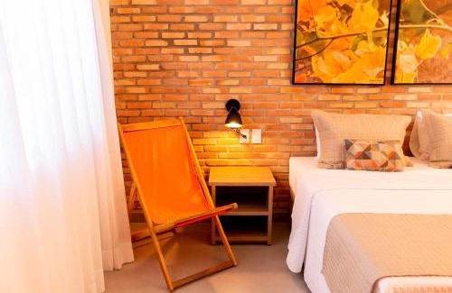 Coqueiro Hotel | Experience Ocean Views at Pousada das Flores - 4 Star Retreat
