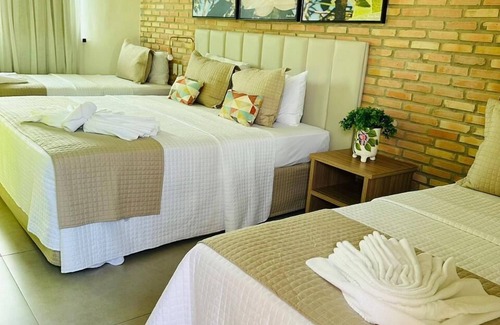 Coqueiro Hotel | Discover Pousada das Flores: 4-Star Paradise with Pool