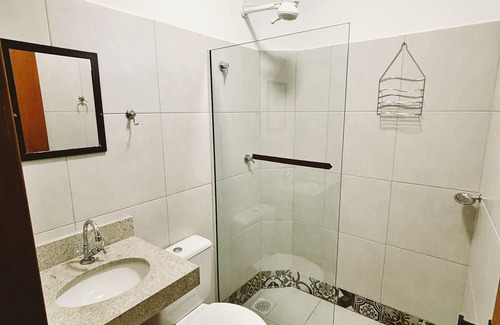 Macae Hotel | Budget-Friendly Pousada Del Rey with Breakfast & Family Amenities