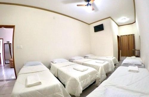 Cachoeira Paulista Hotel | Guest Rated 9.2: Pousada Deus é Fiel Awaits You