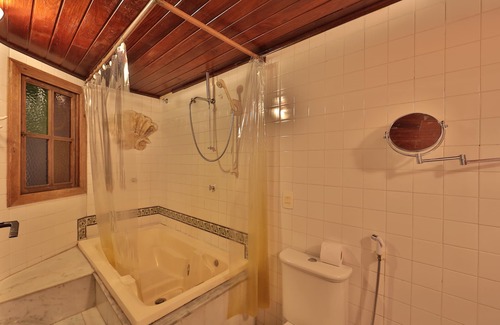 Olinda Historical Center Hotel | Budget-Friendly Stay at Pousada do Amparo with Pool & Dining
