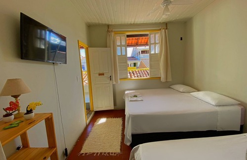Caravelas Hotel | Relax at Pousada do Beco: Ocean Views and Spa Amenities