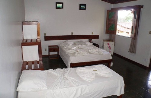 Itajuipe Hotel | Budget-Friendly Stay at Pousada Do Bosque with Breakfast