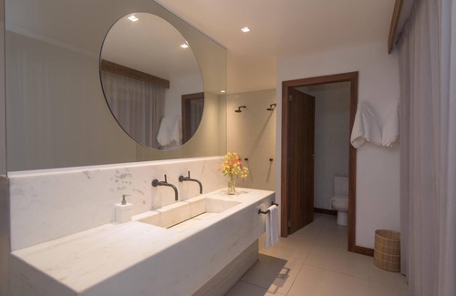 Porto da Rua Hotel | Elegant Pousada do Toque: 5-Star Ocean View Retreat