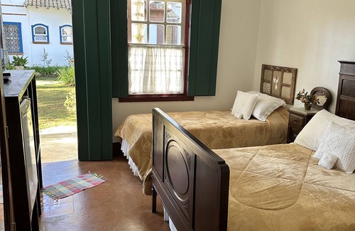 Santa Rita do Sapucai Hotel | Family-Friendly Escape at Pousada do Barão - Rated 8.8/10