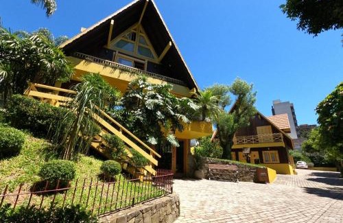 Borgo Hotel | Pet-Friendly Pousada Do Chalé with Oceanfront Pool