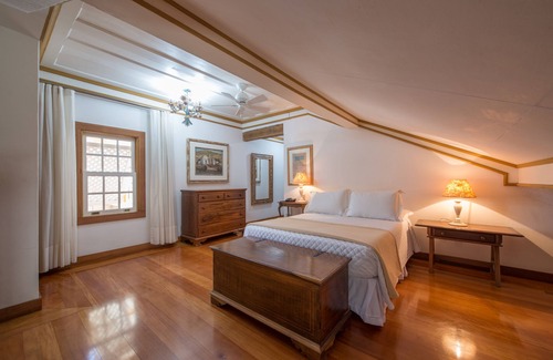 Ouro Preto Hotel | Welcoming Pousada do Douro: Highly Rated with Breakfast
