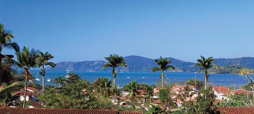 Pontal Hotel | Discover Pousada Do Forte: Family-Friendly with Pool & Breakfast