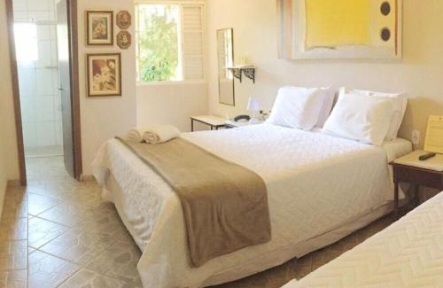 Guape Hotel | Unwind at Pousada do Lago Dutra with Pool & Ocean View