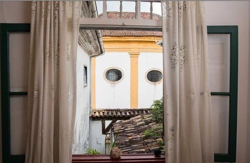 Ouro Preto Hotel | Top-Rated Pousada do Largo: Family-Friendly Retreat