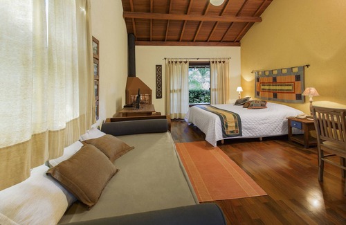 Sao Bento do Sapucai Hotel | Relaxing Getaway at Pousada Quilombo Resort - 9.2 Rated