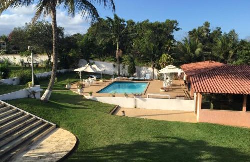 Belo Horizonte Hotel | Inviting Pousada Doce Vida with Oceanfront Views