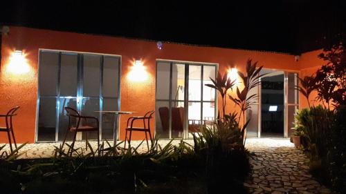 Vila da Trinta Hotel | Inviting Pousada Dois Irmãos: Oceanfront & Pet-Friendly Stay