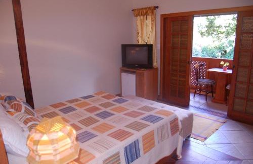 Pontal Hotel | Relax at Pousada Dom Angelo with a Pool and Great Reviews