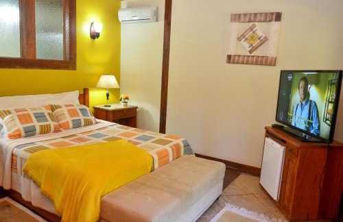 Pontal Hotel | Relax at Pousada Dom Angelo with a Pool and Great Reviews