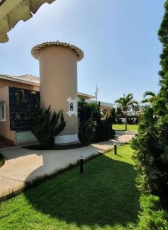 Grussai House | Pet-Friendly Pousada Dom Quixote with Ocean View & Pool