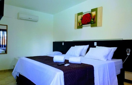 Itaipulandia Hotel | Pet-Friendly Pousada Don Blu with Ocean View & Breakfast