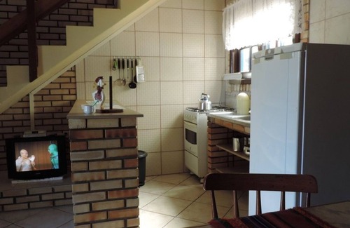 Torres Hotel | Inviting Pousada Don Fernandes: Pool and Family-Friendly Stay