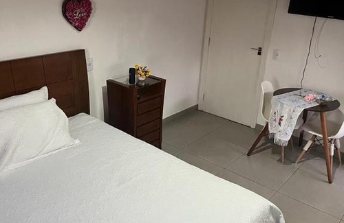 Formiga House | Pet Friendly Pousada Dona Terezinha with Pool & Kitchen