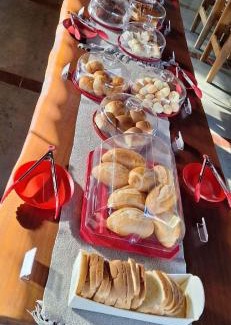 Holambra Hotel | Relax at Pousada DuBaldo with Pool and Breakfast Included