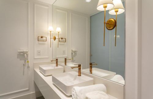 Pedra Azul Hotel | Discover Pousada e Cerimonial Itamaraty with Pool & Hot Tub