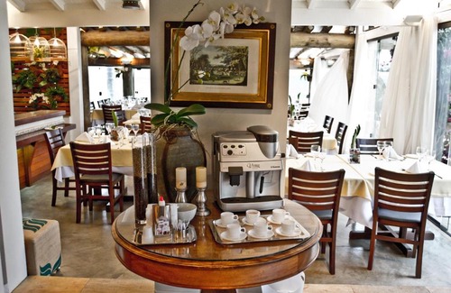 Jacutinga Hotel | Inviting Pousada e Restaurante Caminhos do Bom Café Retreat