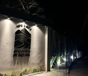 Goncalves Hotel | Experience Pousada Encontro das Águas with Hot Tub & Breakfast