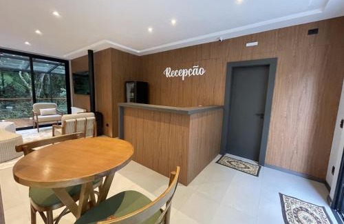 Goncalves Hotel | Experience Pousada Encontro das Águas with Hot Tub & Breakfast