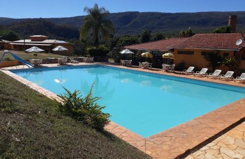 Jaboticatubas Hotel | Discover Pousada Engenho Velho: Pool, Hot Tub & Family Fun