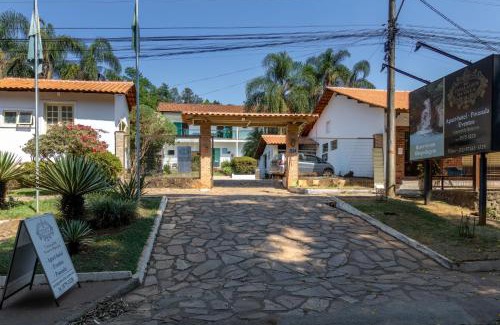 Casa Branca Hotel | Discover Pousada Estalagem da Villa: Pet-Friendly Retreat