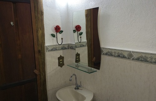 Portal das Artes Hotel | Relaxing Escape at Pousada Estalagem Paraty with Ocean Views