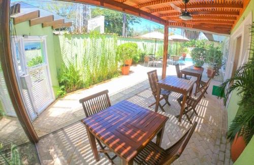 Juquehy Hotel | Ocean View Escape at Pousada Etoile - Guest Rated 9/10