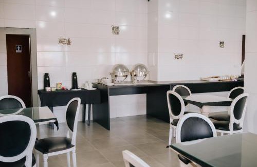 Ipiranga Hotel | Oceanfront Pousada Felicitá: Ideal for Family Getaways
