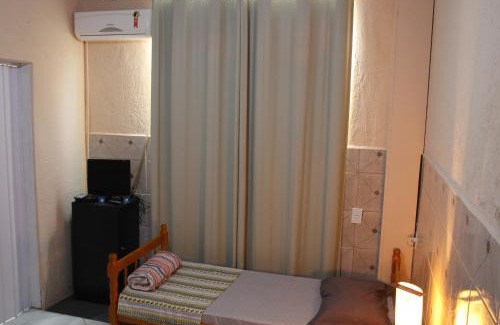 Carianos Hotel | Convenient Pousada Flay: Pet-Friendly Near Florianópolis Airport